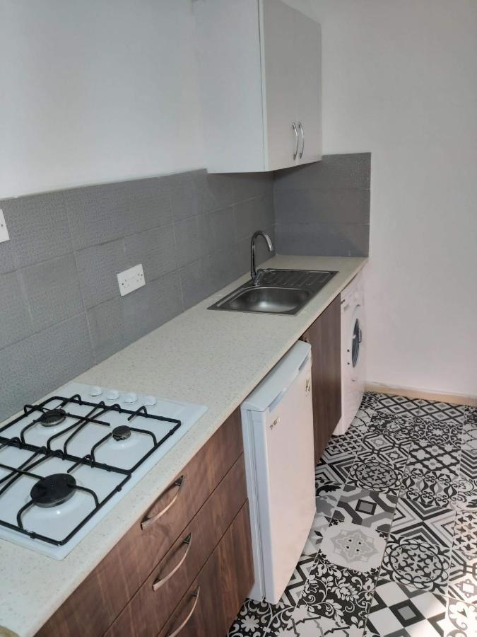 Compact Home Nikozja Zewnętrze zdjęcie
